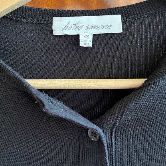 Betro Simone Cash Long-Sleeve Bodysuit - Picture 4 of 10